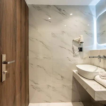Apartman Duka - Near Port, Beaches